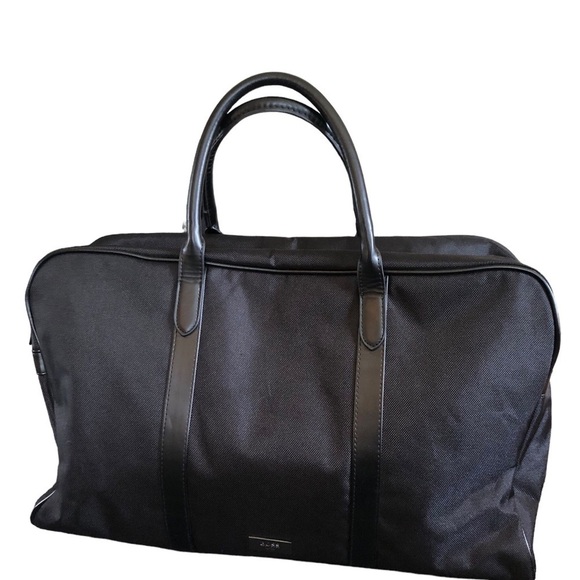 Hugo Boss Parfums Black Weekender Bag Double Handles Nylon Sz.19.5X12 Travel Bag - Picture 1 of 12